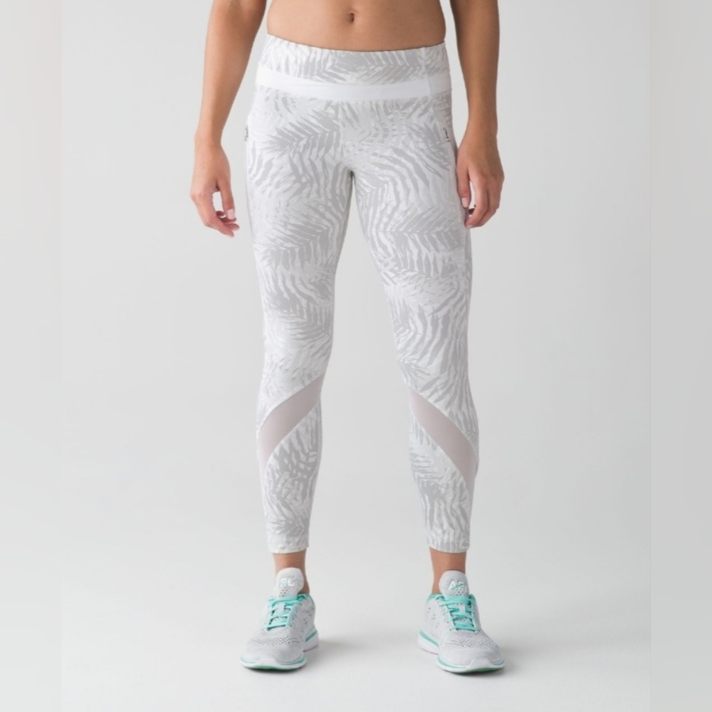 EUC LULULEMON INSPIRE TIGHT II SIZE6 $98